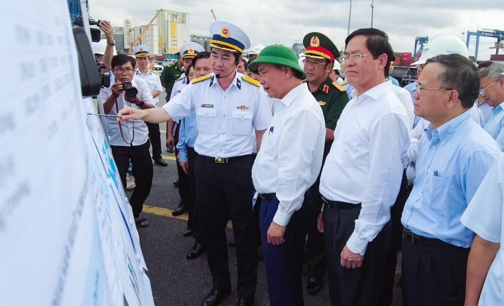 THỦ TƯỚNG NGUYỄN XUÂN PHÚC ĐẾN THĂM VÀ LÀM VIỆC TẠI CÔNG TY TNHH CẢNG QUỐC TẾ TÂN CẢNG – CÁI MÉP (TCIT)