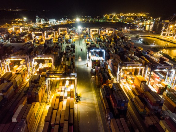 Cẩu e-RTG (Rubber Tired Gantry)