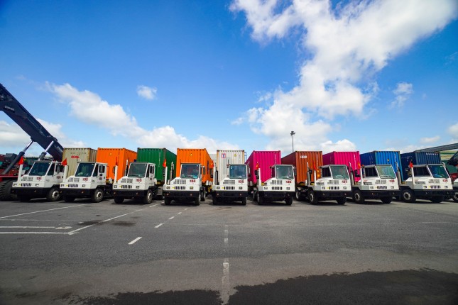 Xe đầu kéo nội bộ