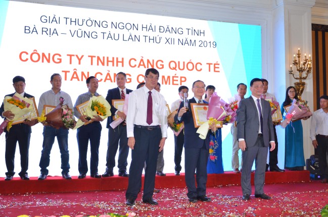 TCIT ĐƯỢC TRAO TẶNG “GIẢI THƯỞNG NGỌN HẢI ĐĂNG”