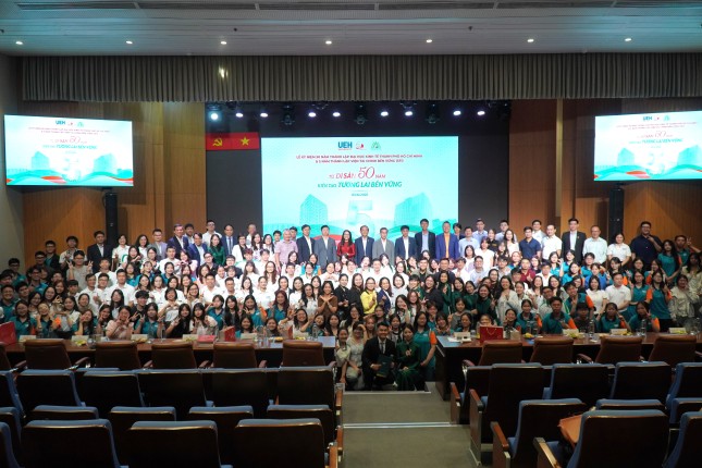  TCIT ATTENDS THE 50TH ANNIVERSARY OF THE UNIVERSITY OF ECONOMICS HO CHI MINH CITY (UEH) AND THE 5TH ANNIVERSARY OF THE UEH SUSTAINABLE FINANCE INSTITUTE: STRENGTHENING CONNECTIONS AND PARTNERSHIP TOWARDS SUSTAINABLE DEVELOPMENT